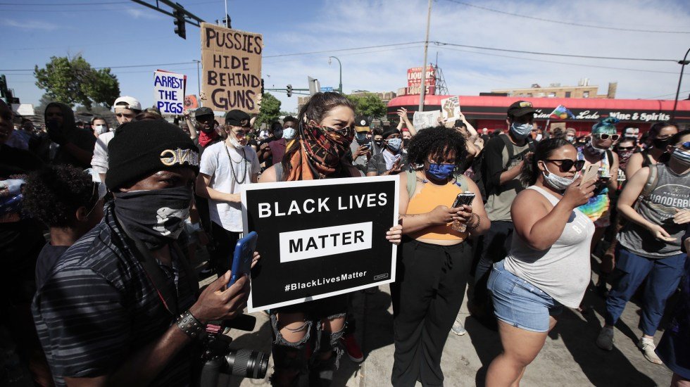 Police abuse protest in wake of George Floyd death in Minneapolis