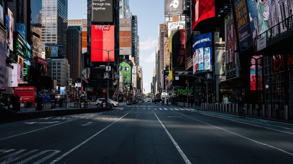 Nueva York inicia este lunes una cauta reapertura de su economía