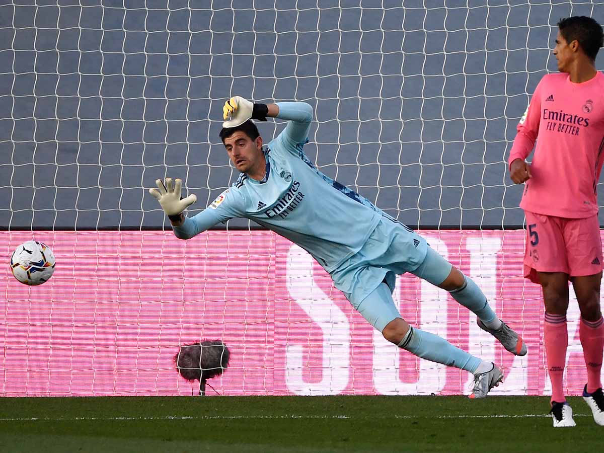 FBL-ESP-LIGA-REAL MADRID-CADIZ